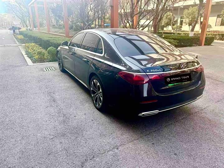 Фото 5 - Mercedes-Benz E-Class Hybrid