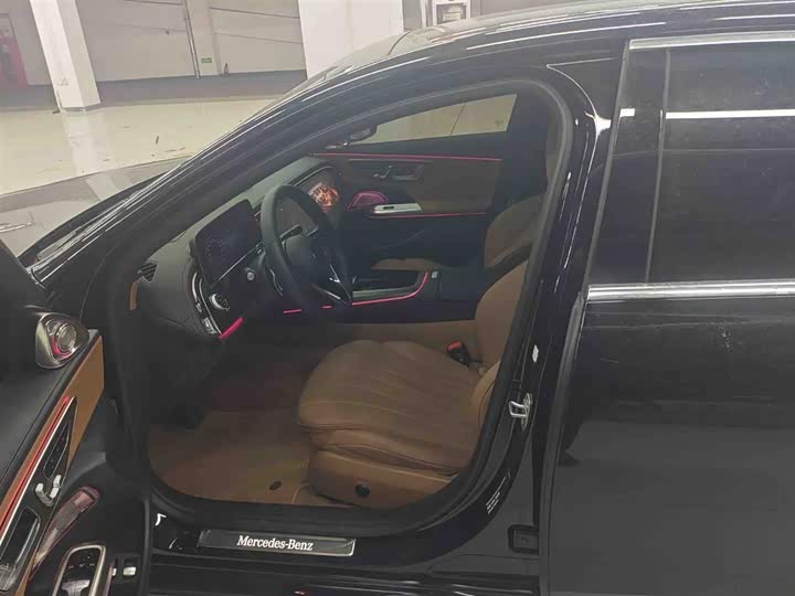 Фото 8 - Mercedes-Benz E-Class Hybrid