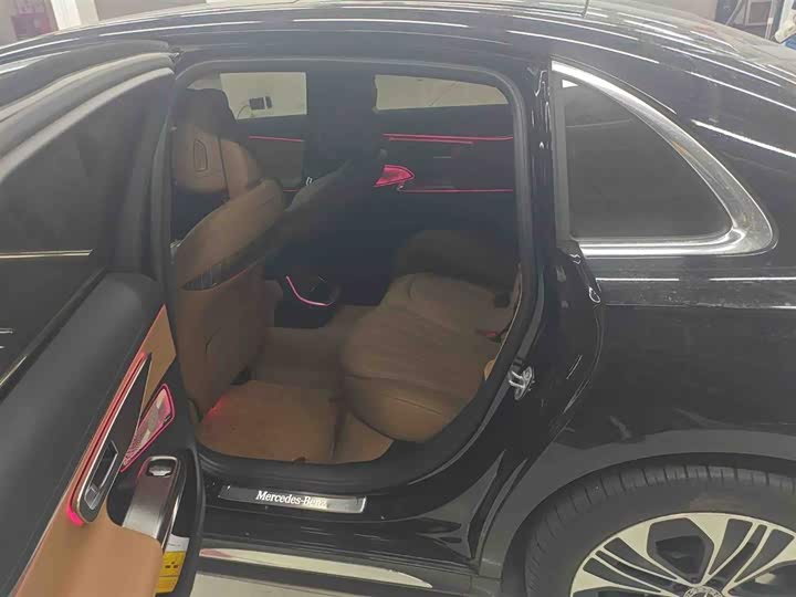 Фото 9 - Mercedes-Benz E-Class Hybrid