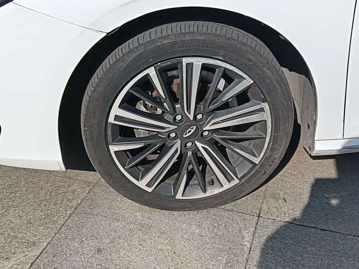 Фото 5 - Chery Arrizo 8