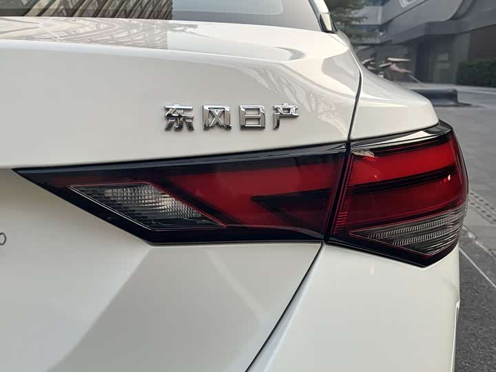 Фото 9 - Nissan Sylphy