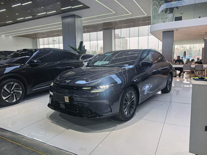 Фото 1 - Leapmotor C01