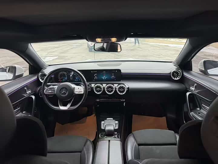 Фото 5 - Mercedes-Benz A-Class