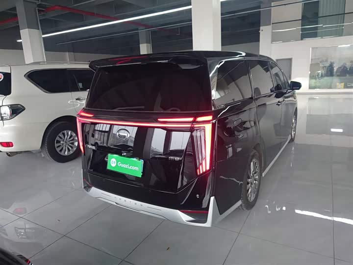 Фото 7 - GAC Trumpchi M8