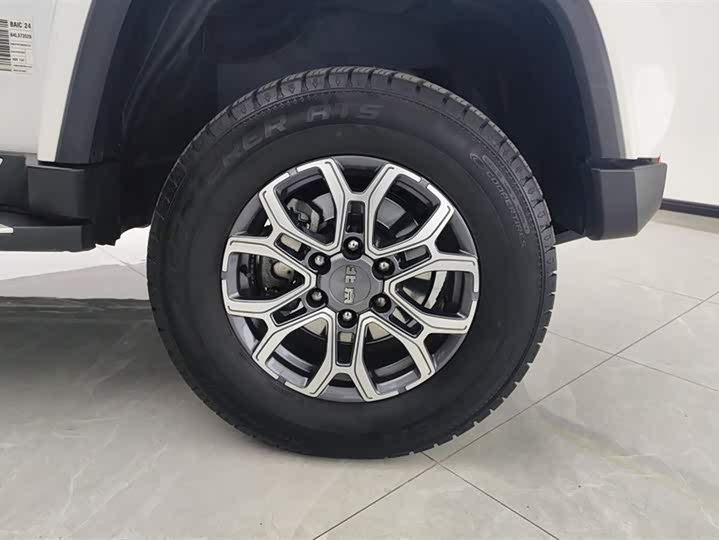 Фото 6 - BAIC Beijing BJ40