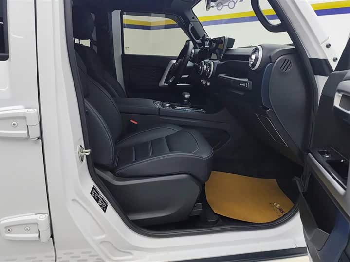 Фото 8 - BAIC Beijing BJ40