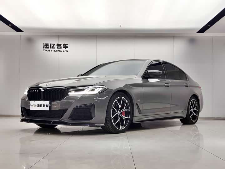 Фото 1 - BMW 5 Series