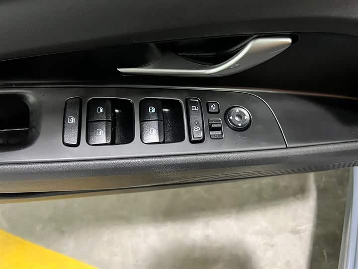 Фото 9 - Hyundai Elantra N line