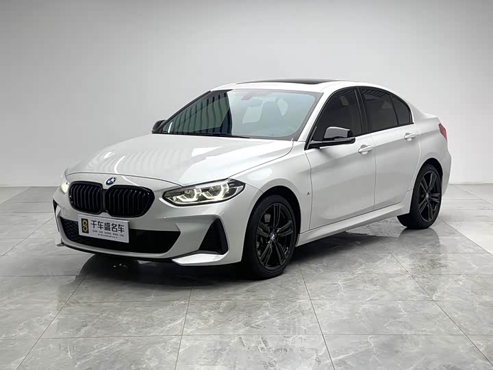 Фото 1 - BMW 1 Series