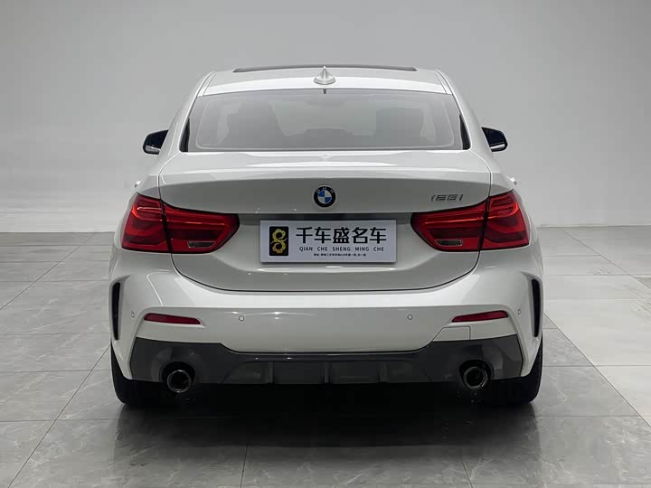 Фото 5 - BMW 1 Series