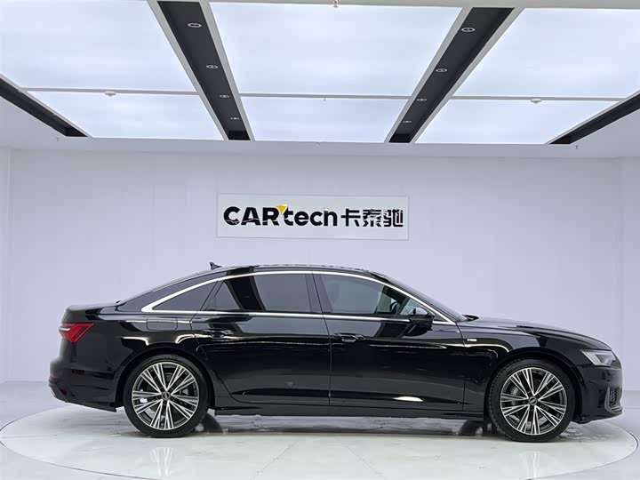 Фото 6 - Audi A6L