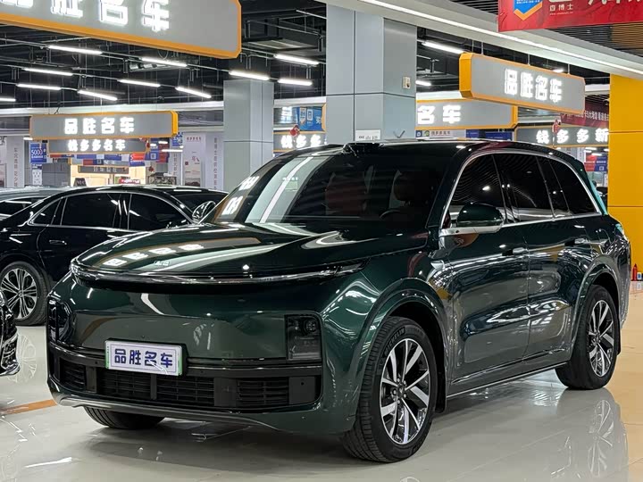 Фото 1 - LiXiang L8