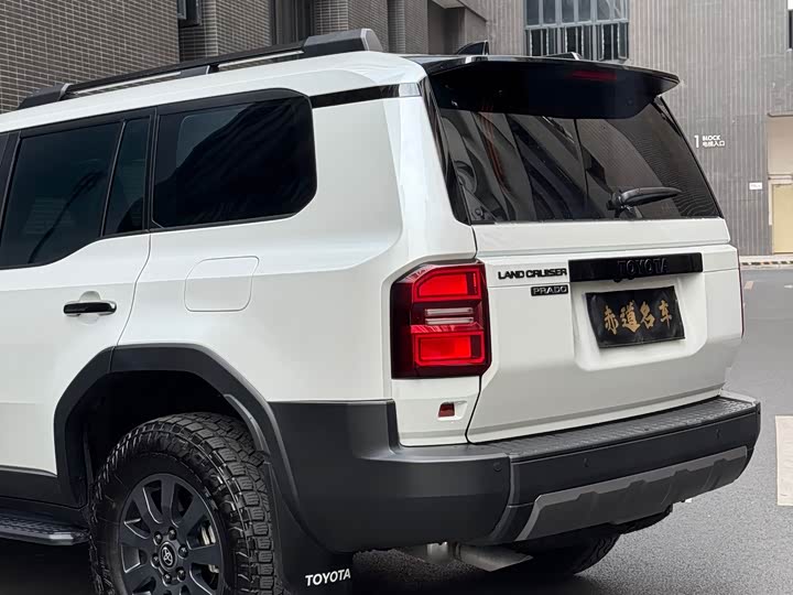 Фото 7 - Toyota Prado