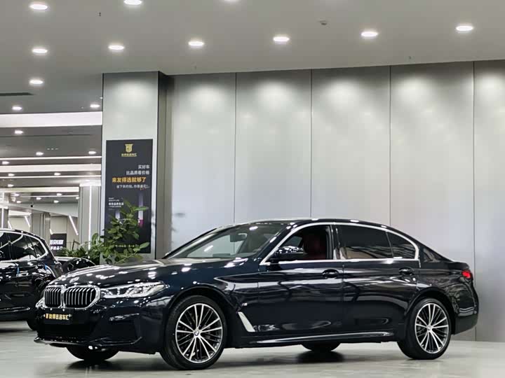 Фото 1 - BMW 5 Series