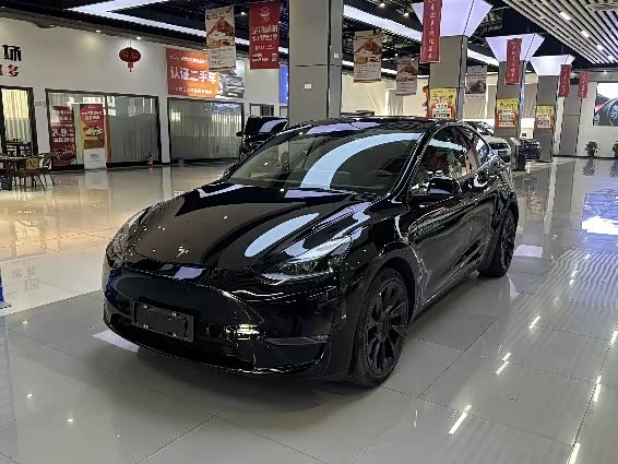 Фото 1 - Tesla Model Y