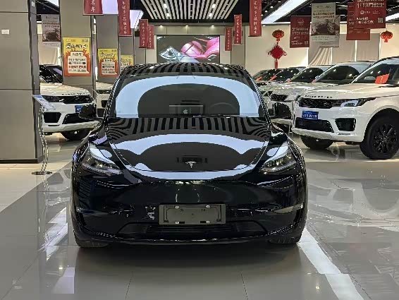 Фото 2 - Tesla Model Y