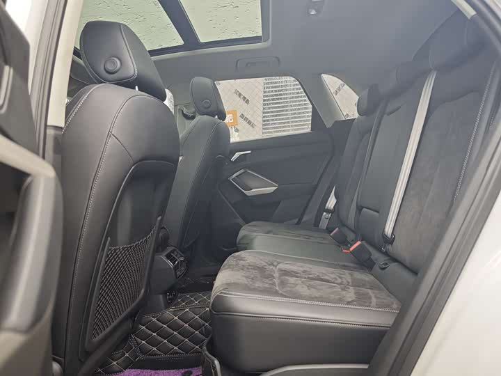 Фото 5 - Audi Q3