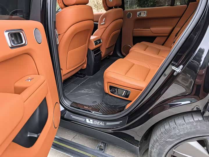 Фото 6 - LiXiang L7