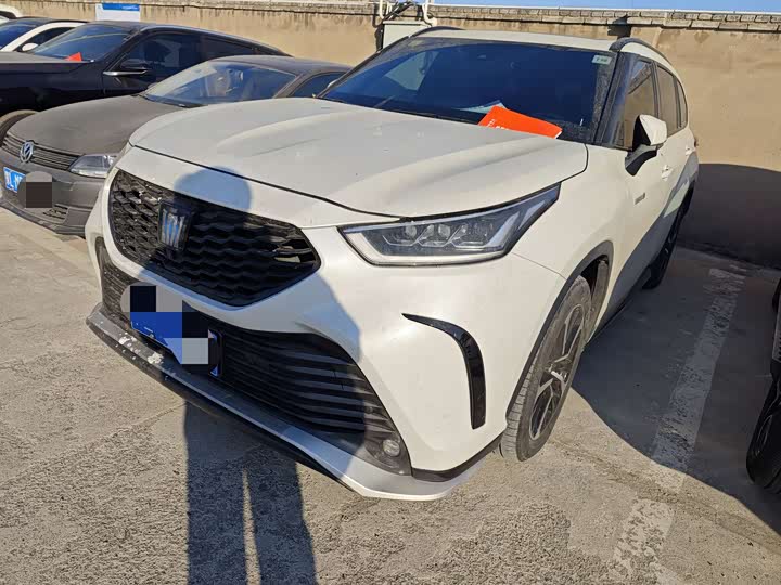 Фото 1 - Toyota Crown Kluger