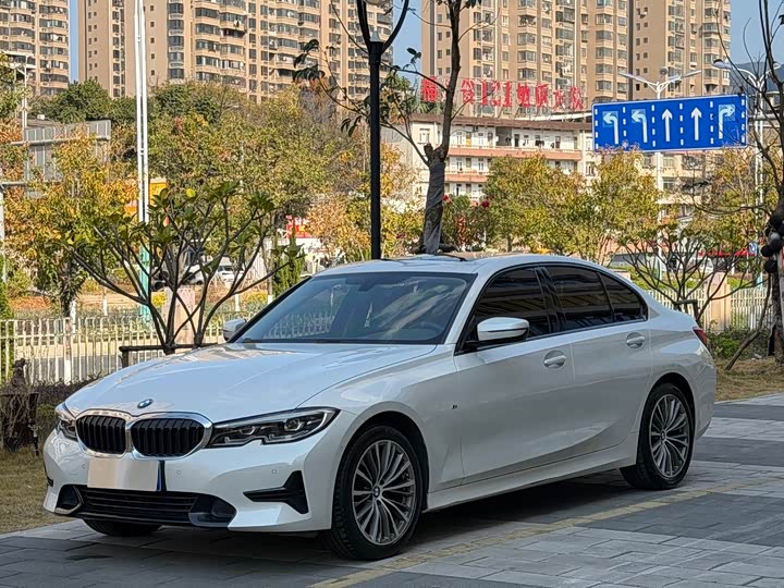 Фото 1 - BMW 3 Series