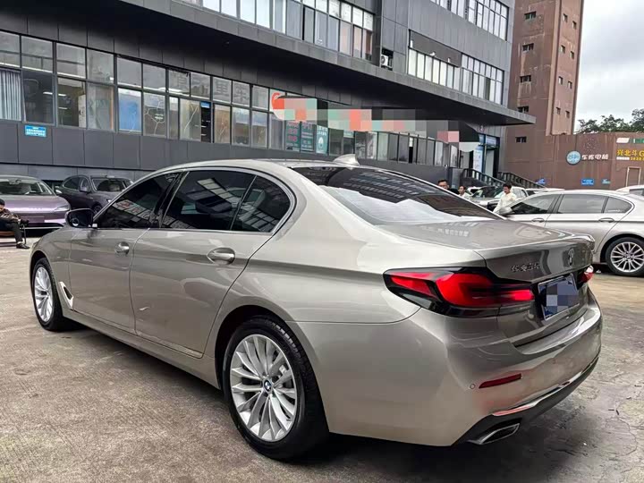 Фото 9 - BMW 5 Series