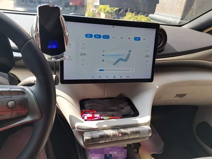 Фото 6 - BYD Dolphin