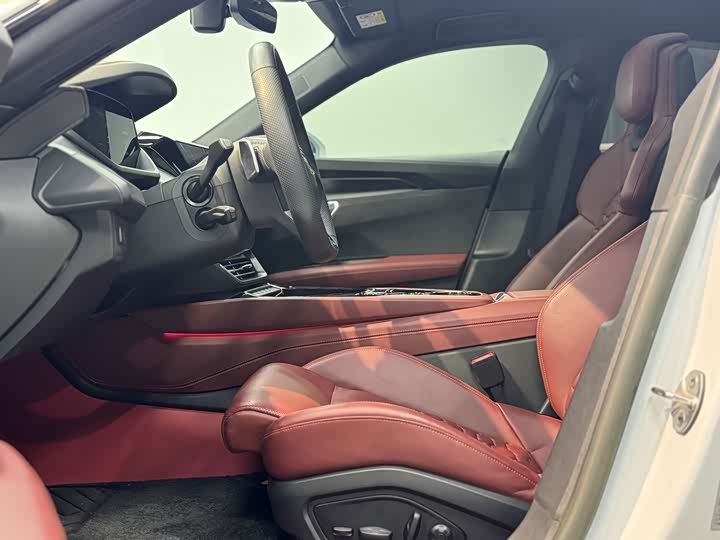 Фото 4 - Audi e-tron GT