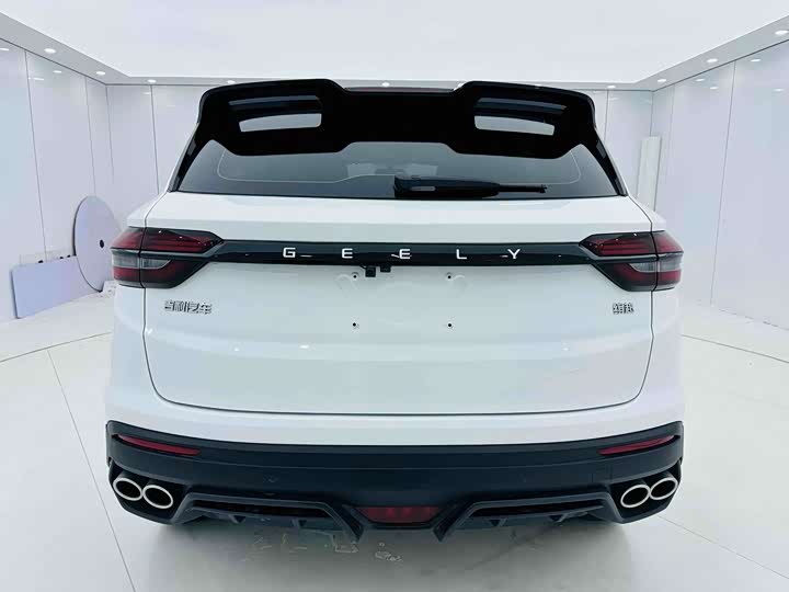 Фото 8 - Geely Coolray