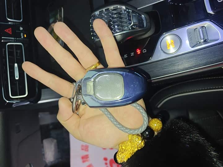 Фото 9 - GAC Trumpchi GS8