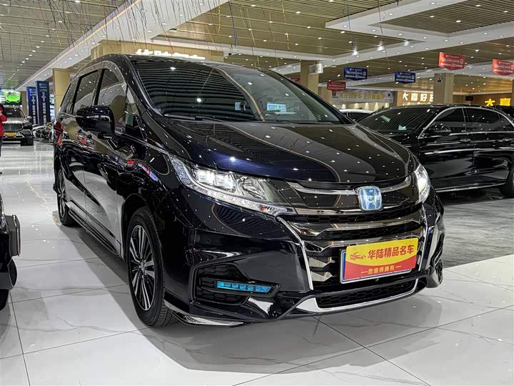 Фото 3 - Honda Odyssey