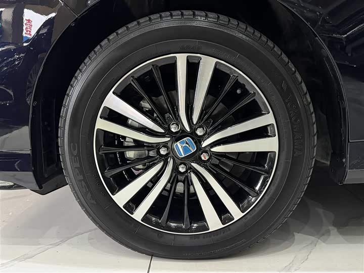 Фото 9 - Honda Odyssey