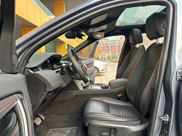 Фото 4 - Land Rover Discovery Sport