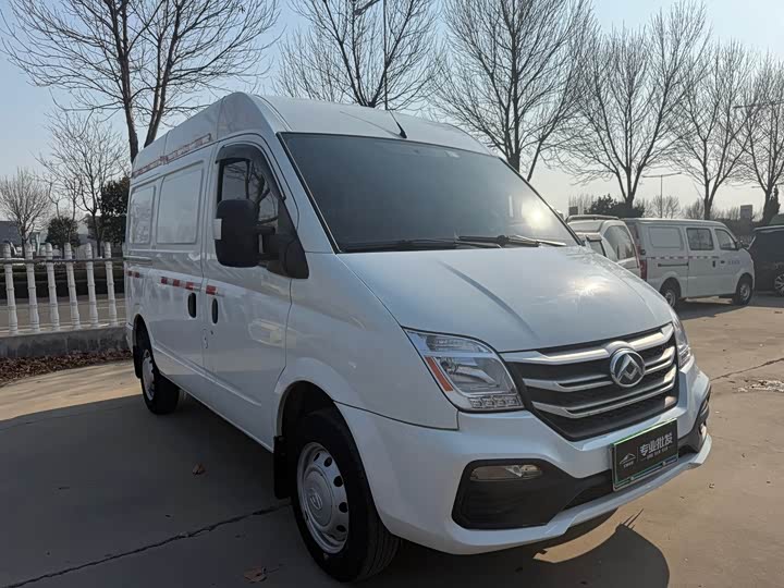 Фото 3 - Maxus V80