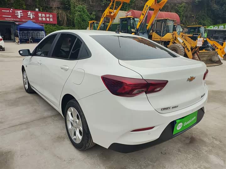 Фото 5 - Chevrolet Onix (Cavalier)