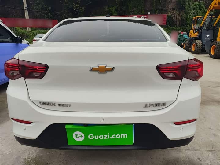 Фото 6 - Chevrolet Onix (Cavalier)