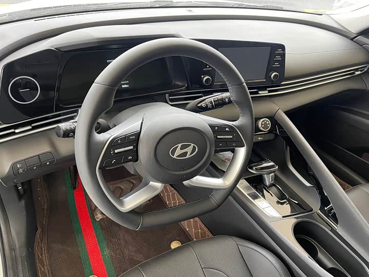 Фото 6 - Hyundai Elantra N line