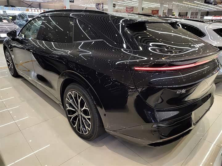 Фото 5 - Zeekr 007 GT