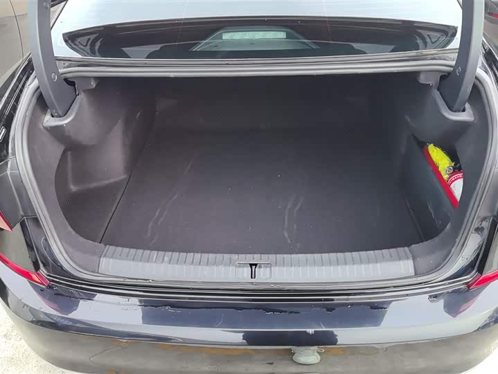 Фото 4 - Volkswagen Passat