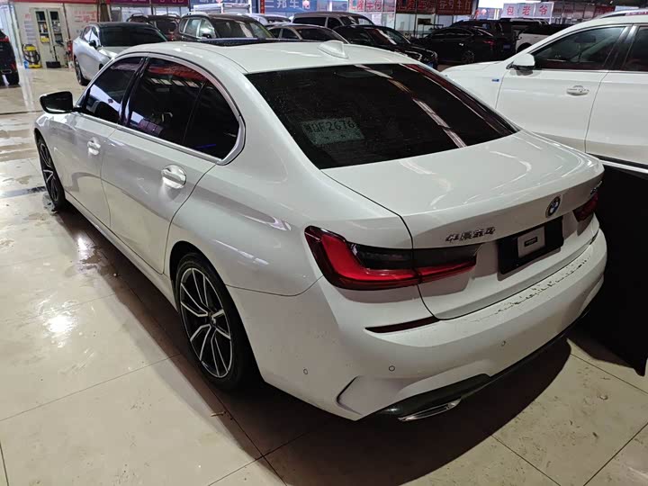 Фото 7 - BMW 3 Series