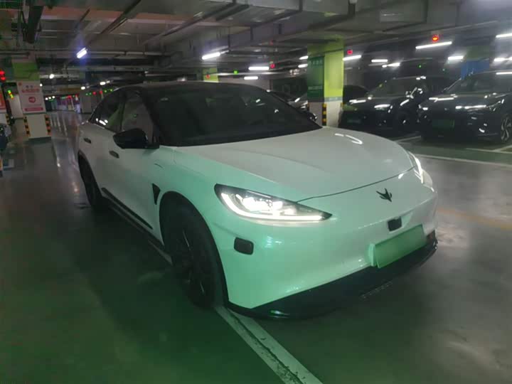 Фото 4 - BAIC Arcfox Alpha S