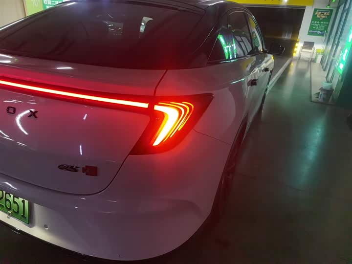 Фото 8 - BAIC Arcfox Alpha S