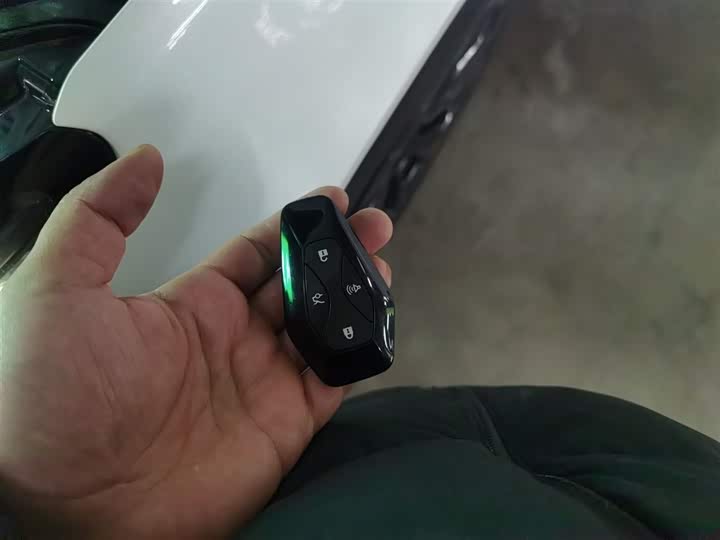 Фото 9 - BAIC Arcfox Alpha S