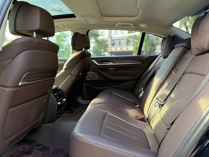 Фото 7 - BMW 5 Series