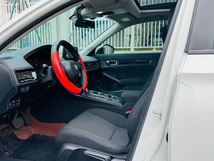 Фото 4 - Honda Civic