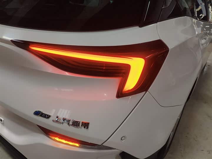 Фото 8 - Buick Velite 6