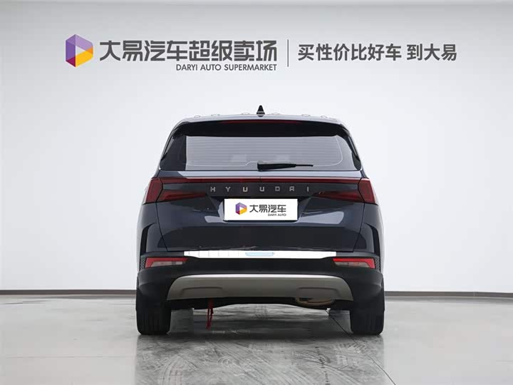 Фото 4 - Hyundai Custo