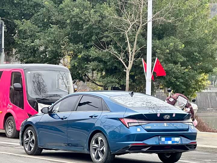 Фото 4 - Hyundai Elantra N line