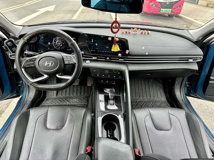 Фото 8 - Hyundai Elantra N line