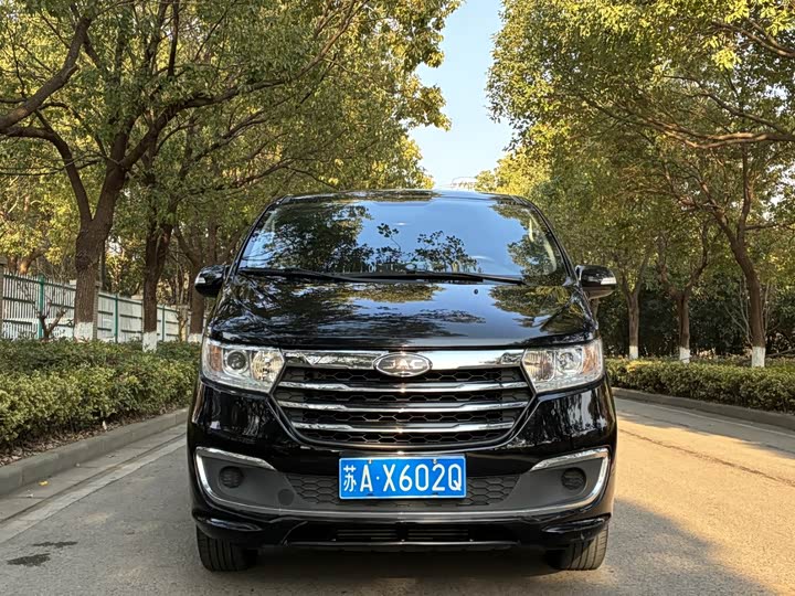 Фото 2 - JAC Refine M3