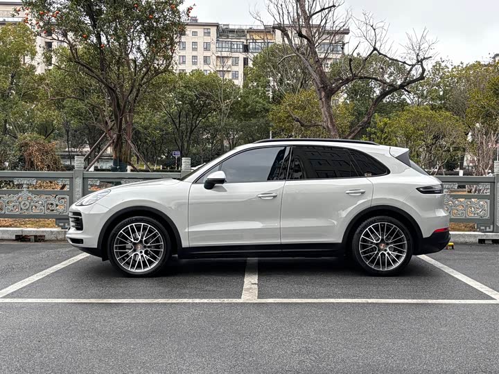 Фото 4 - Porsche Cayenne